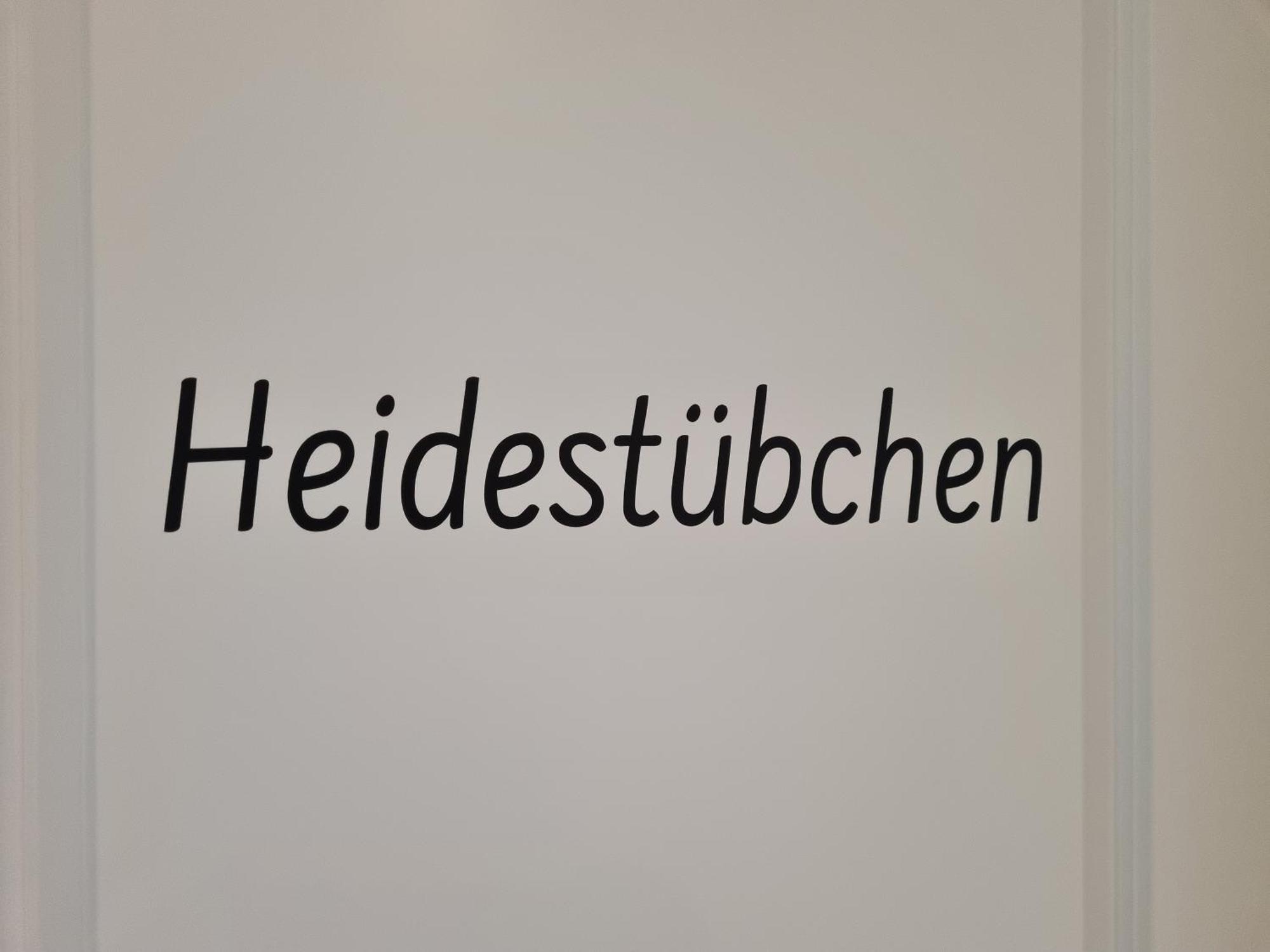 Landhotel Hof Barrl Schneverdingen Ruang foto