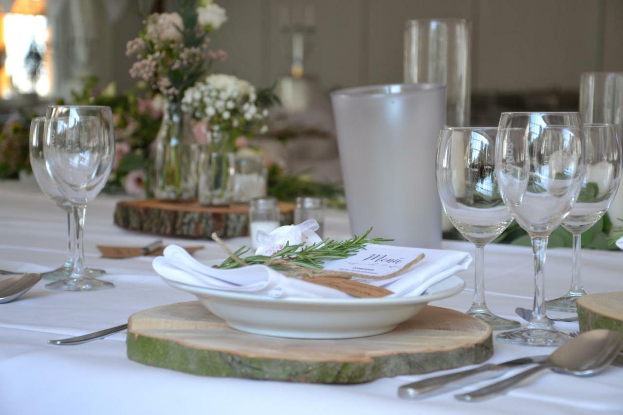 Landhotel Hof Barrl Schneverdingen Bagian luar foto